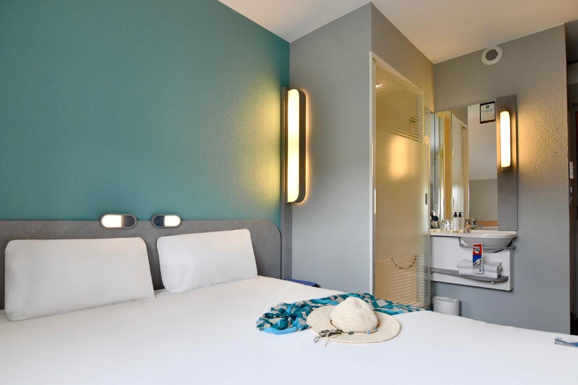 Ibis Budget Cholet Centre Esterno foto