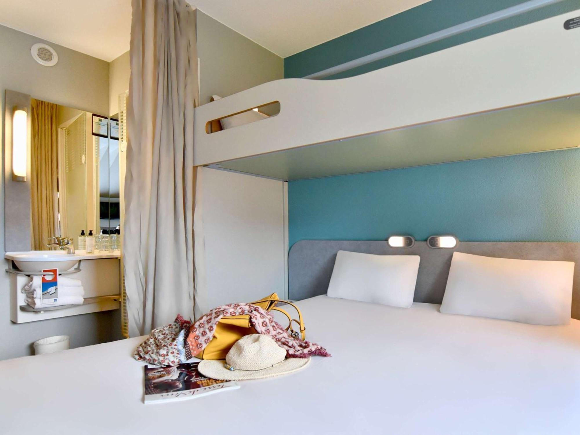 Ibis Budget Cholet Centre Esterno foto