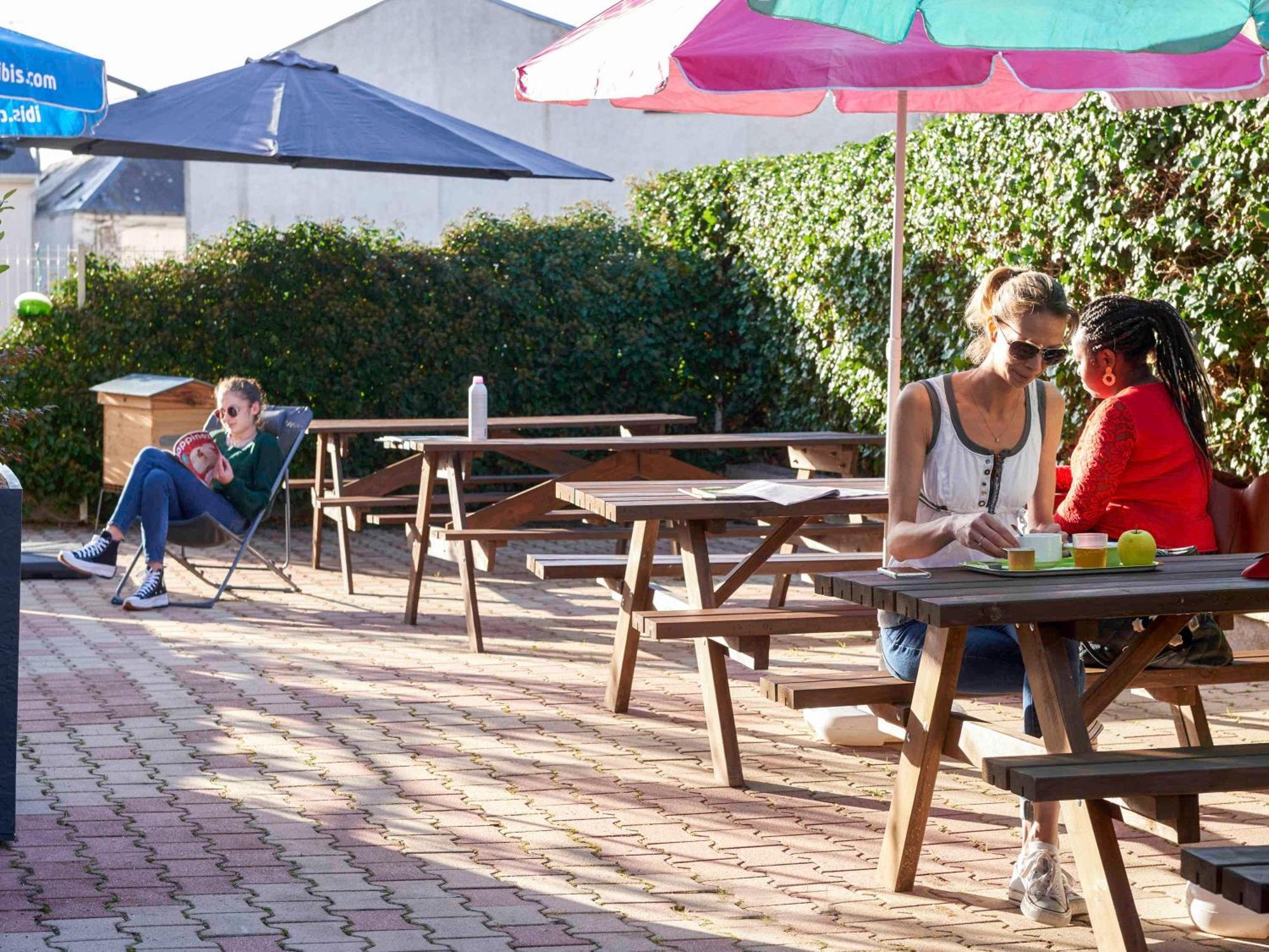 Ibis Budget Cholet Centre Esterno foto