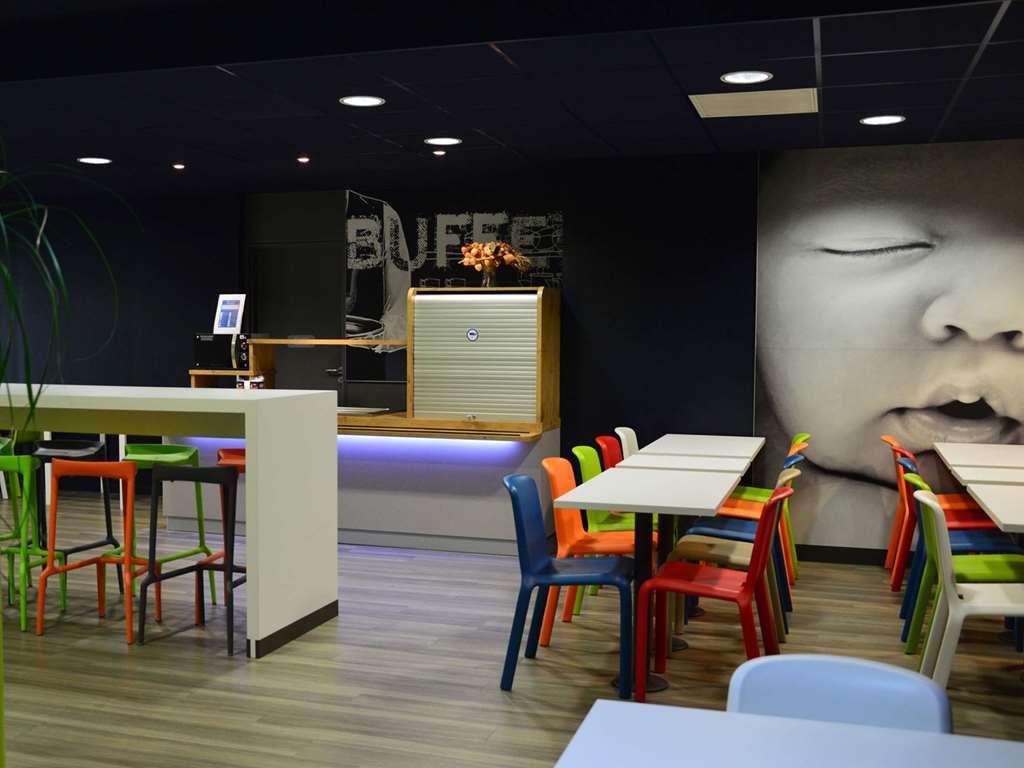 Ibis Budget Cholet Centre Esterno foto
